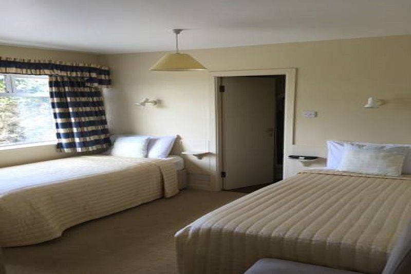 Fern Rock Bed And Breakfast Dromin Экстерьер фото